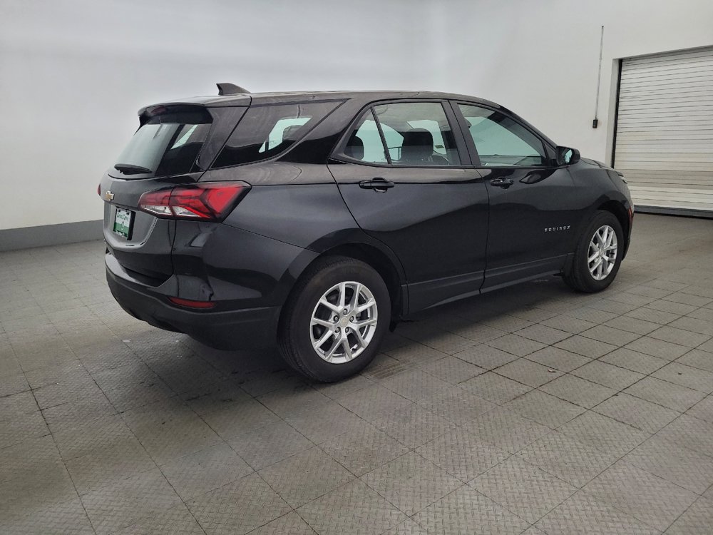 Used 2024 Chevrolet Equinox LS FWD image 10