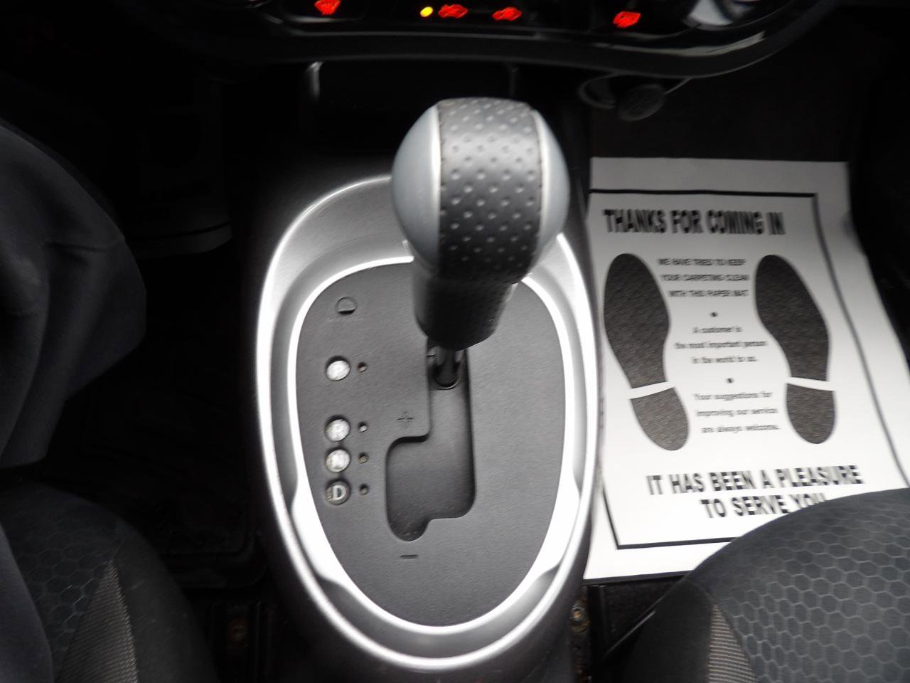 Used 2013 Nissan Juke SV AWD/4WD image 19