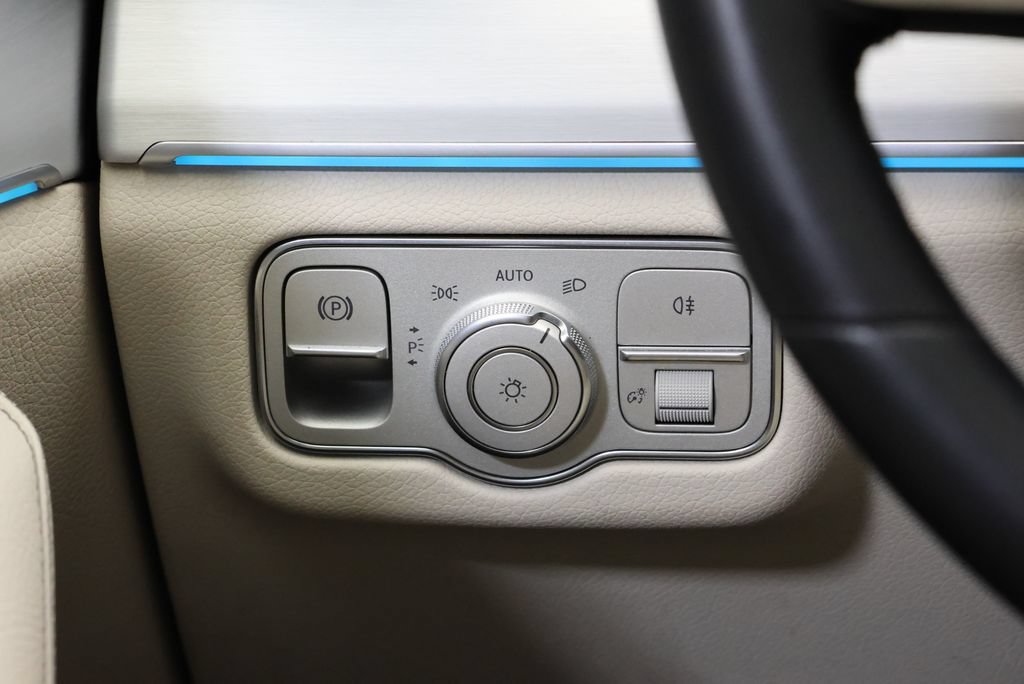 Certified 2023 Mercedes-Benz GLS 450 4MATIC image 19