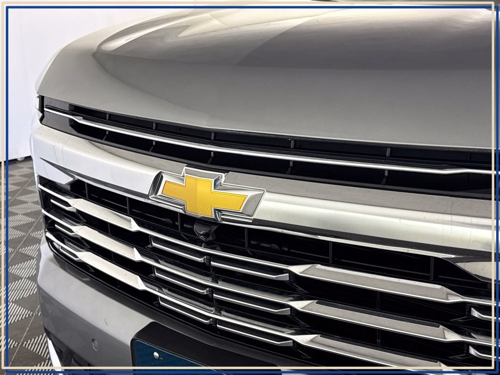Certified 2025 Chevrolet Suburban Premier AWD/4WD image 42