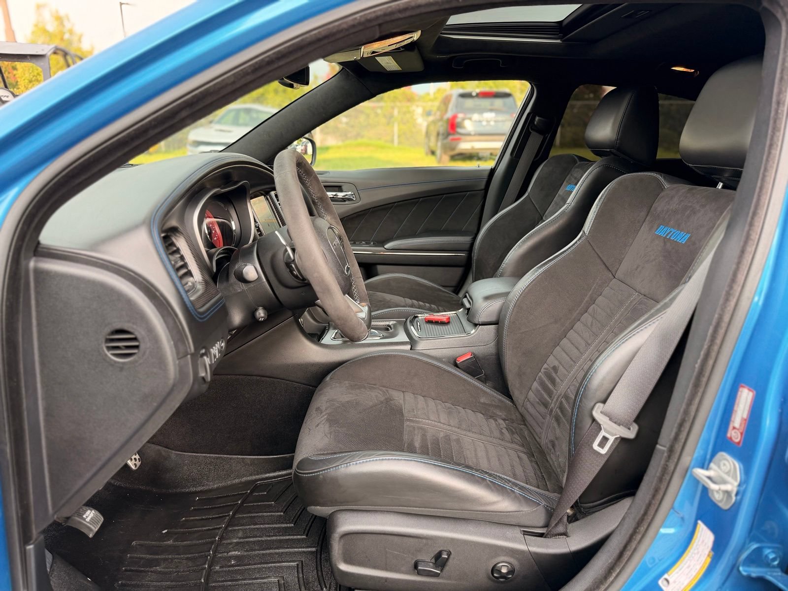 Used 2020 Dodge Charger SRT Hellcat w/ Harman/Kardon Audio Group RWD image 44