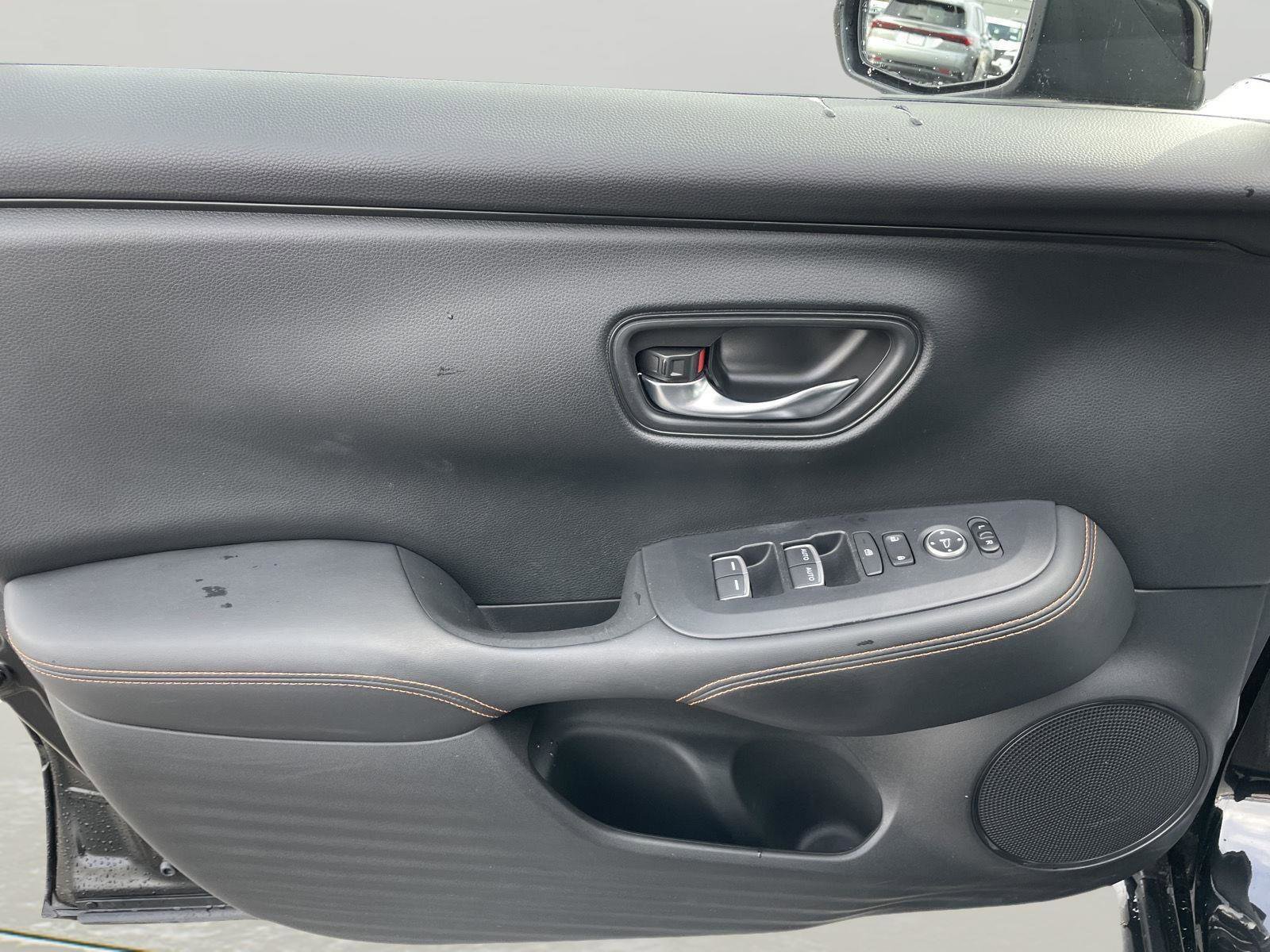 Used 2023 Honda HR-V Sport image 22