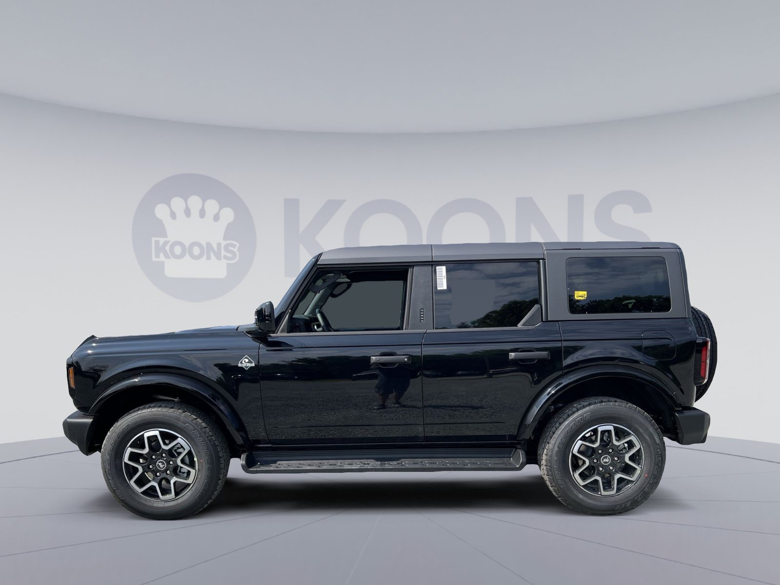 New 2026 Ford Bronco Outer Banks AWD/4WD image 2