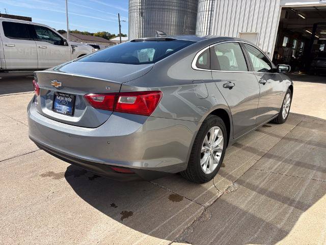 Used 2024 Chevrolet Malibu LT FWD image 3