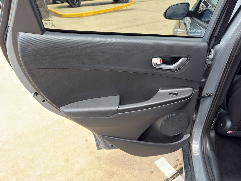 Used 2023 Hyundai Kona SEL FWD image 25