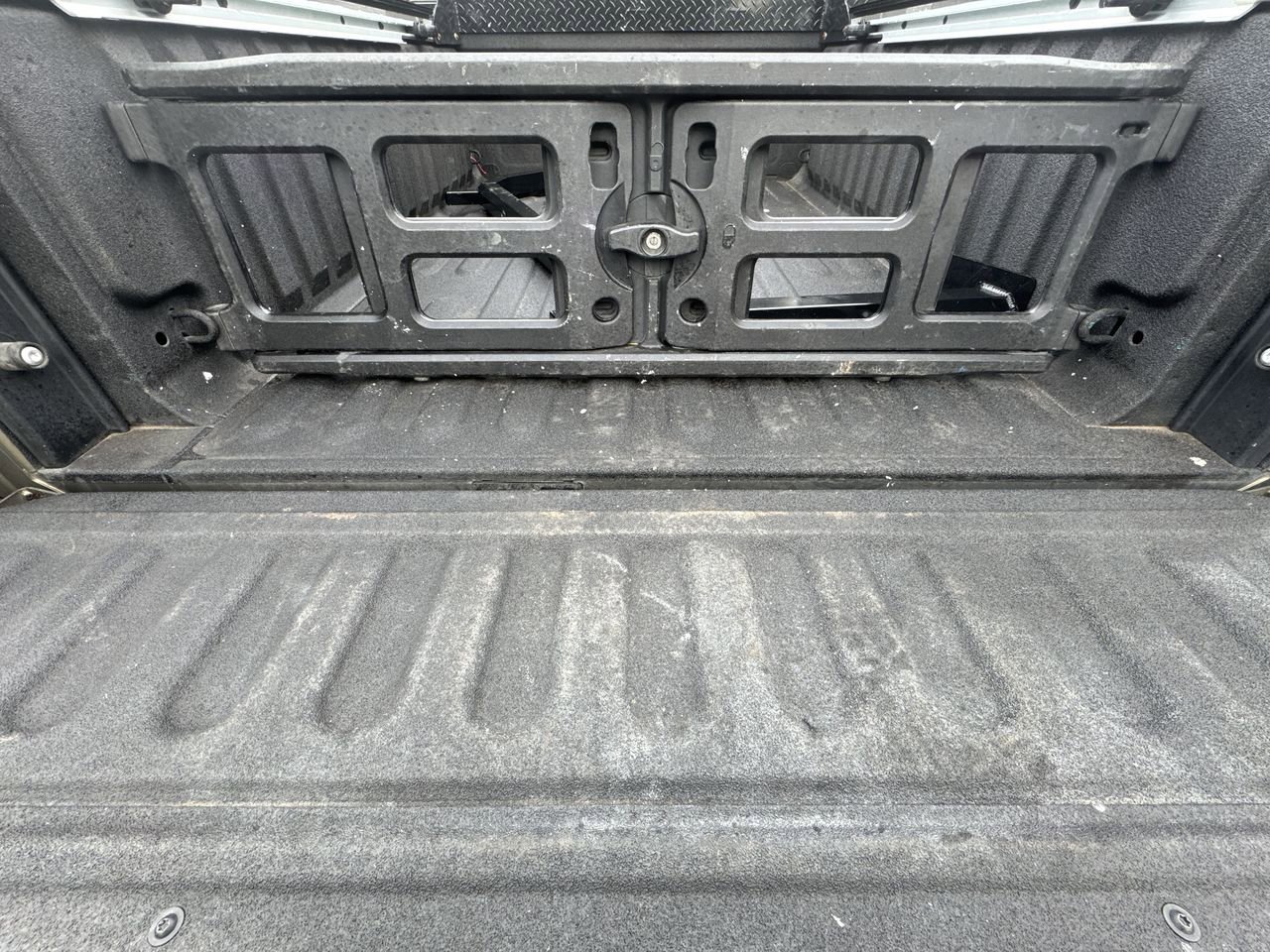 Used 2014 RAM 2500 Longhorn w/ Convenience Group image 30