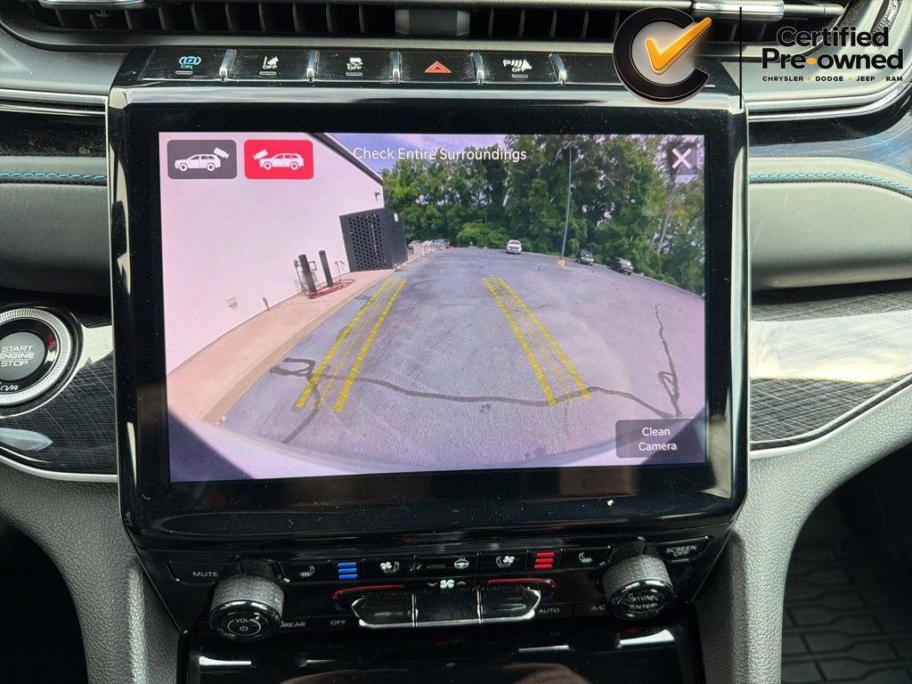 Used 2022 Jeep Grand Cherokee Trailhawk AWD/4WD image 98