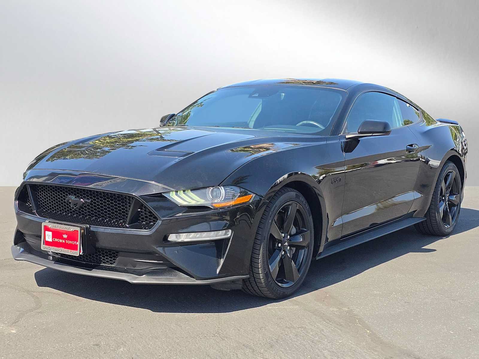 Used 2021 Ford Mustang GT w/ Black Accent Package RWD image 7