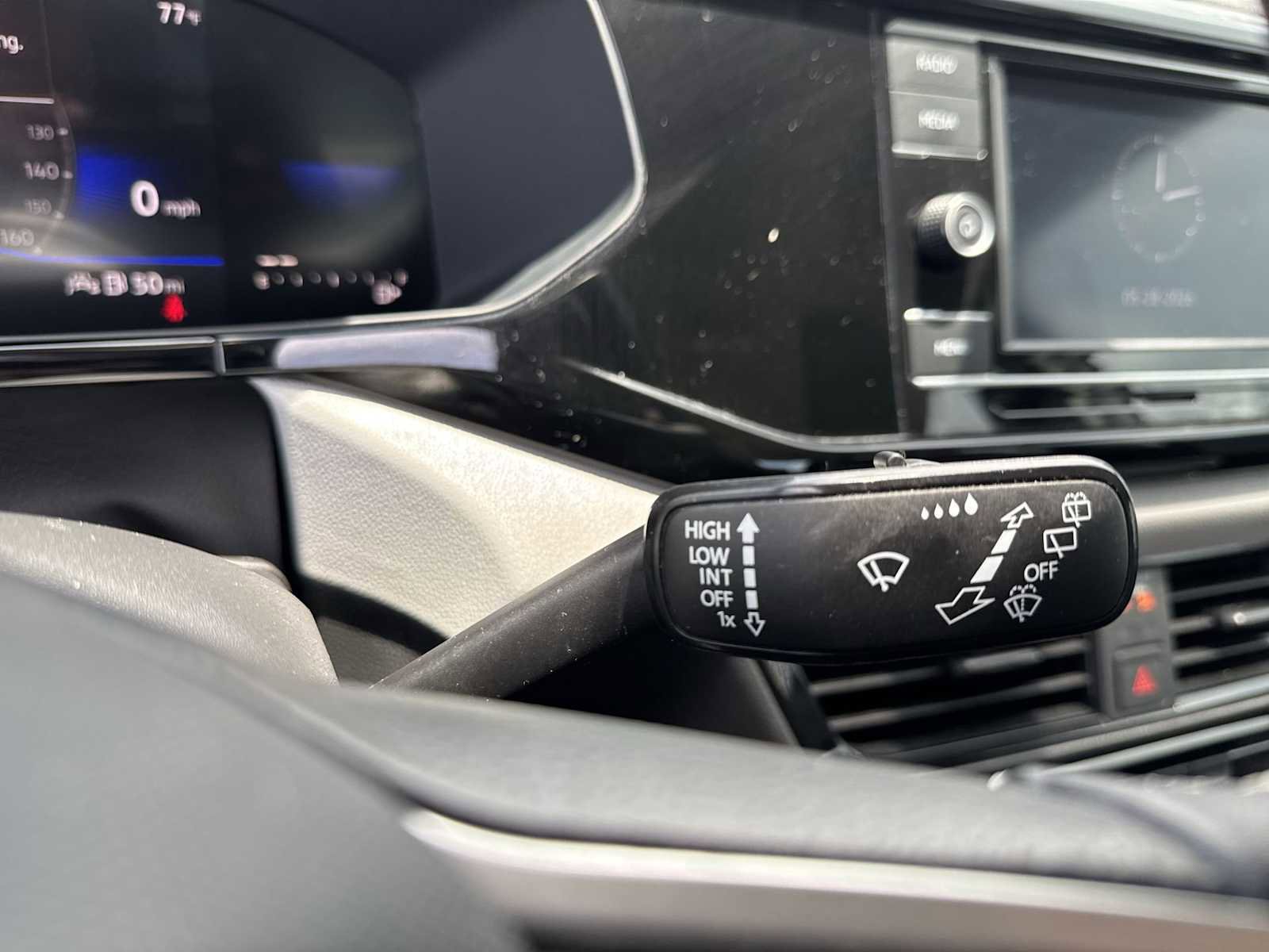 Certified 2023 Volkswagen Taos S FWD image 31