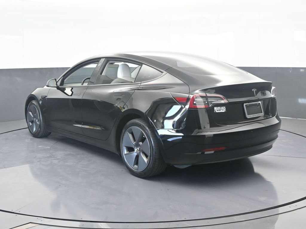 Used 2022 Tesla Model 3 image 4