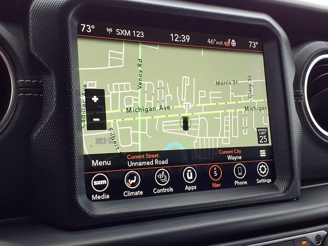 Used 2023 Jeep Wrangler Unlimited Sahara w/ Cold Weather Group AWD/4WD image 8