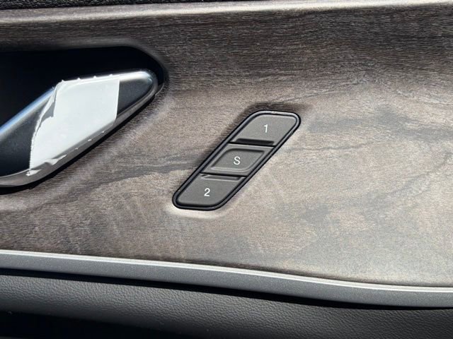 New 2026 Jeep Grand Cherokee Limited AWD/4WD image 14