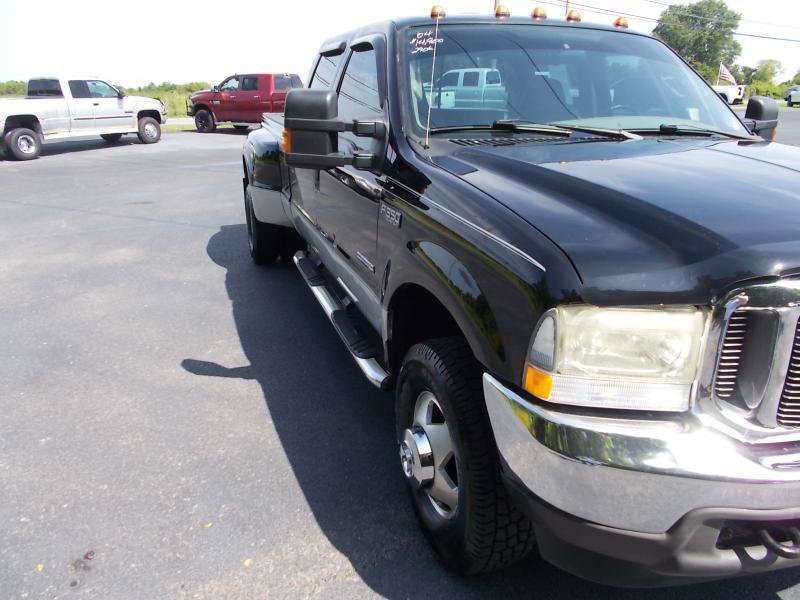 Used 2004 Ford F350 Lariat AWD/4WD image 10