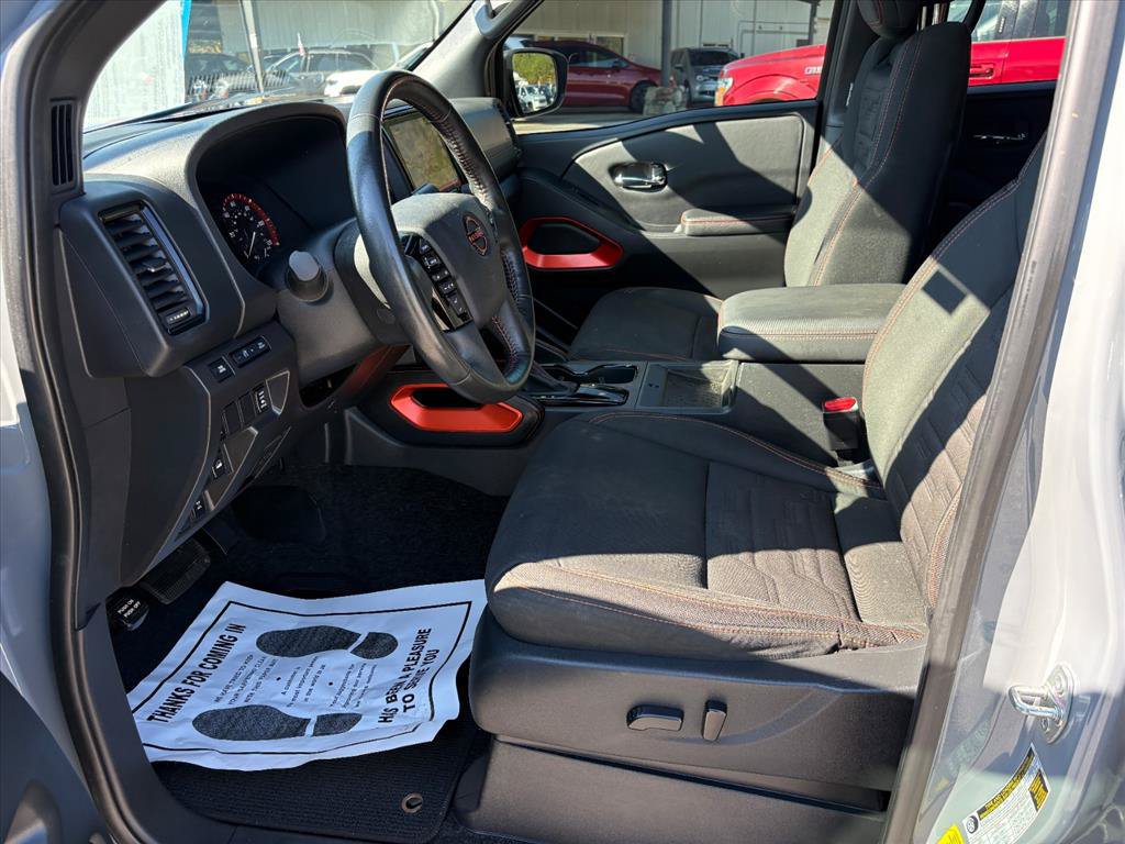 Used 2024 Nissan Frontier PRO-4X w/ Pro Convenience Package AWD/4WD image 17