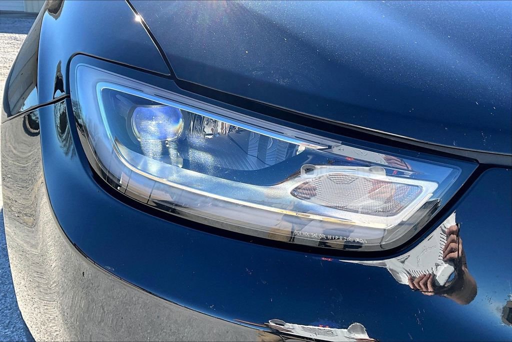 Used 2024 Chrysler Pacifica Touring-L image 32