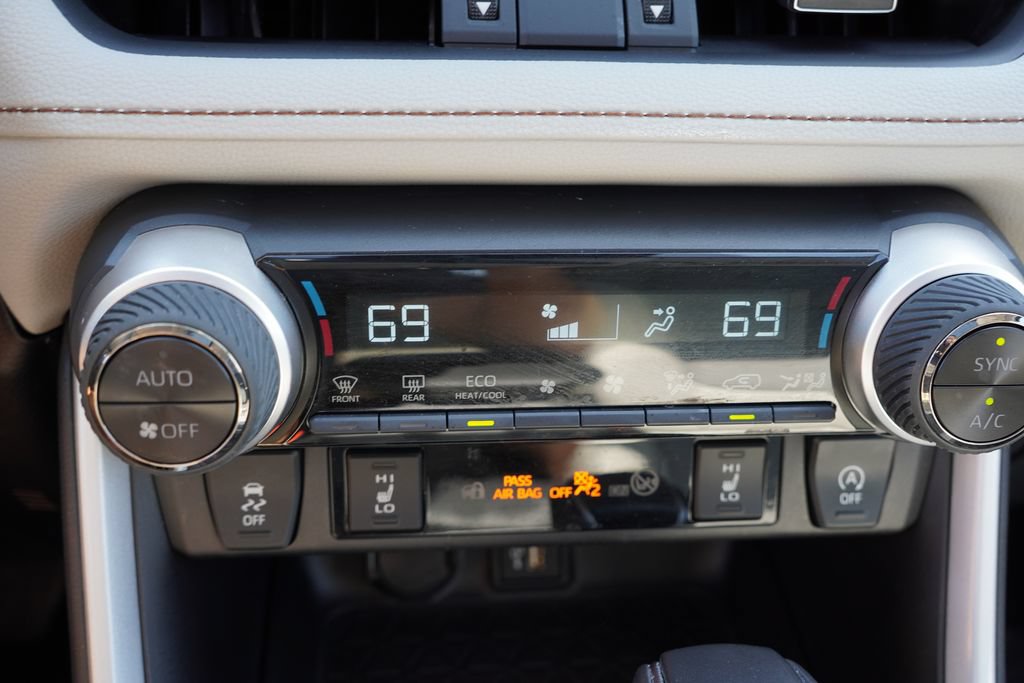 Used 2025 Toyota RAV4 XLE Premium w/ Weather Package AWD/4WD image 30