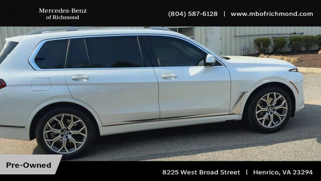 Used 2025 BMW X7 xDrive40i w/ Premium Package image 3