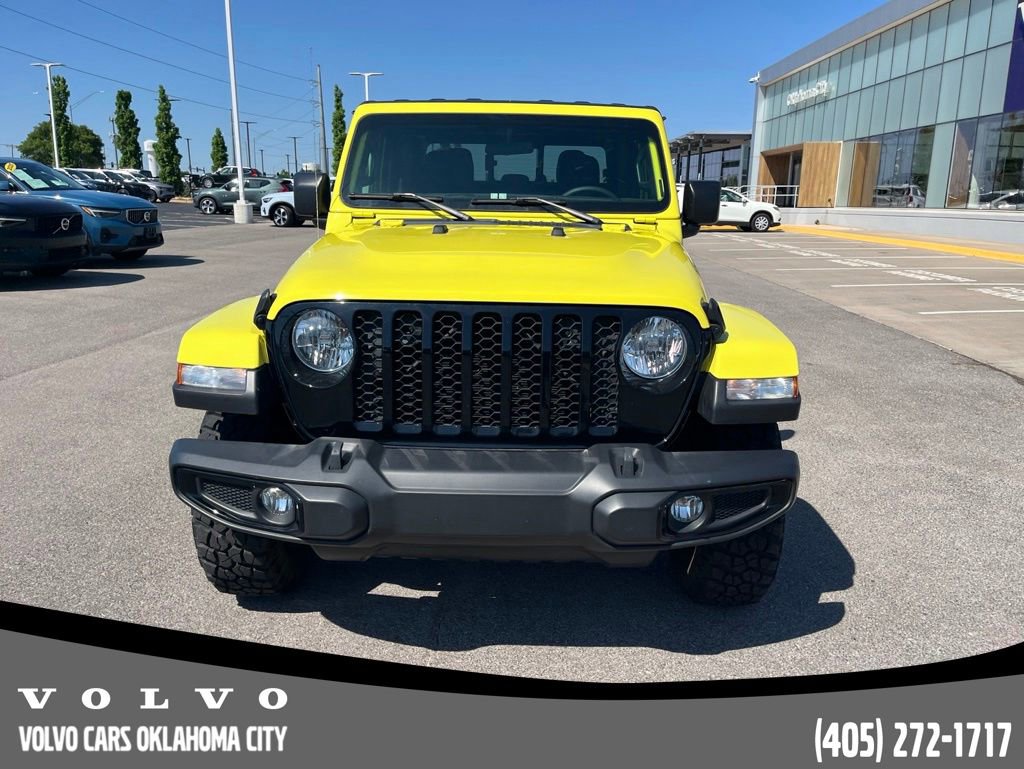 Used 2023 Jeep Gladiator Sport AWD/4WD image 2