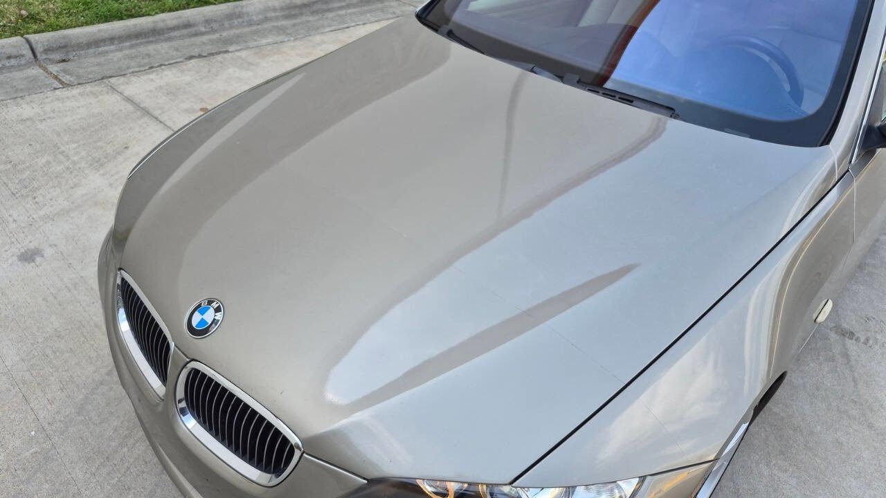 Used 2007 BMW 335i Convertible image 14