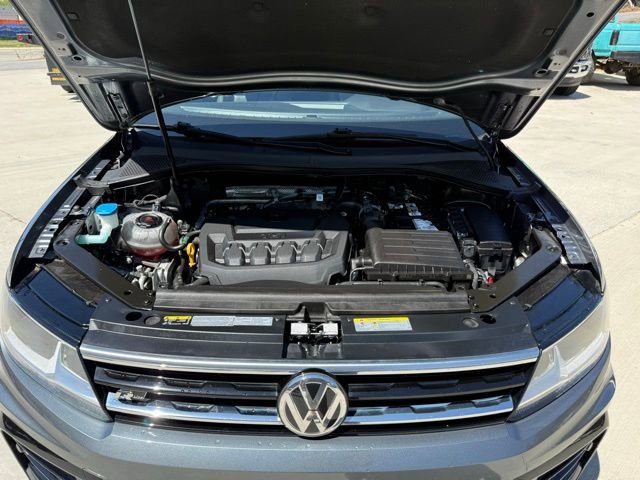 Used 2021 Volkswagen Tiguan SE R-Line AWD/4WD image 91