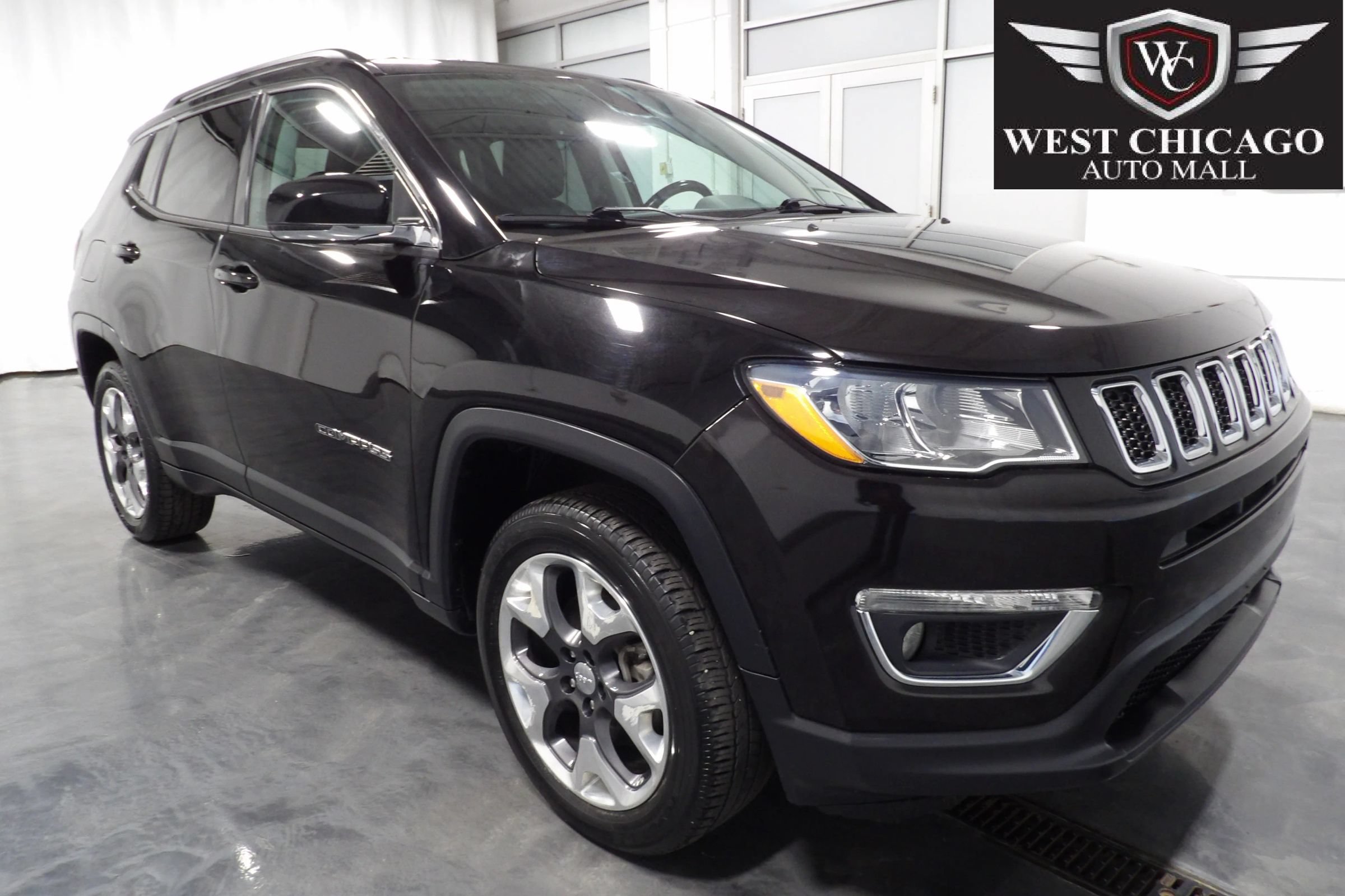 Used 2019 Jeep Compass Limited AWD/4WD image 1
