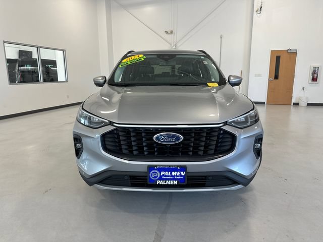 Used 2024 Ford Escape Platinum AWD/4WD image 3