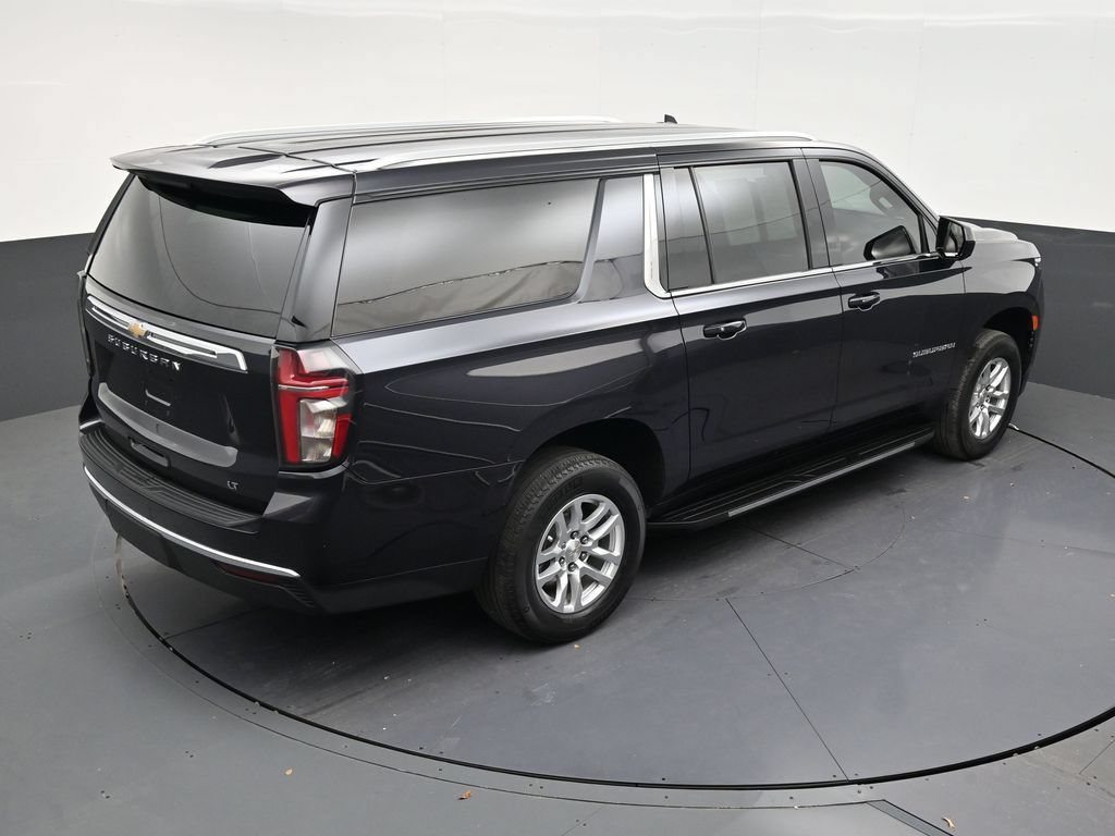 Used 2024 Chevrolet Suburban LS RWD image 16