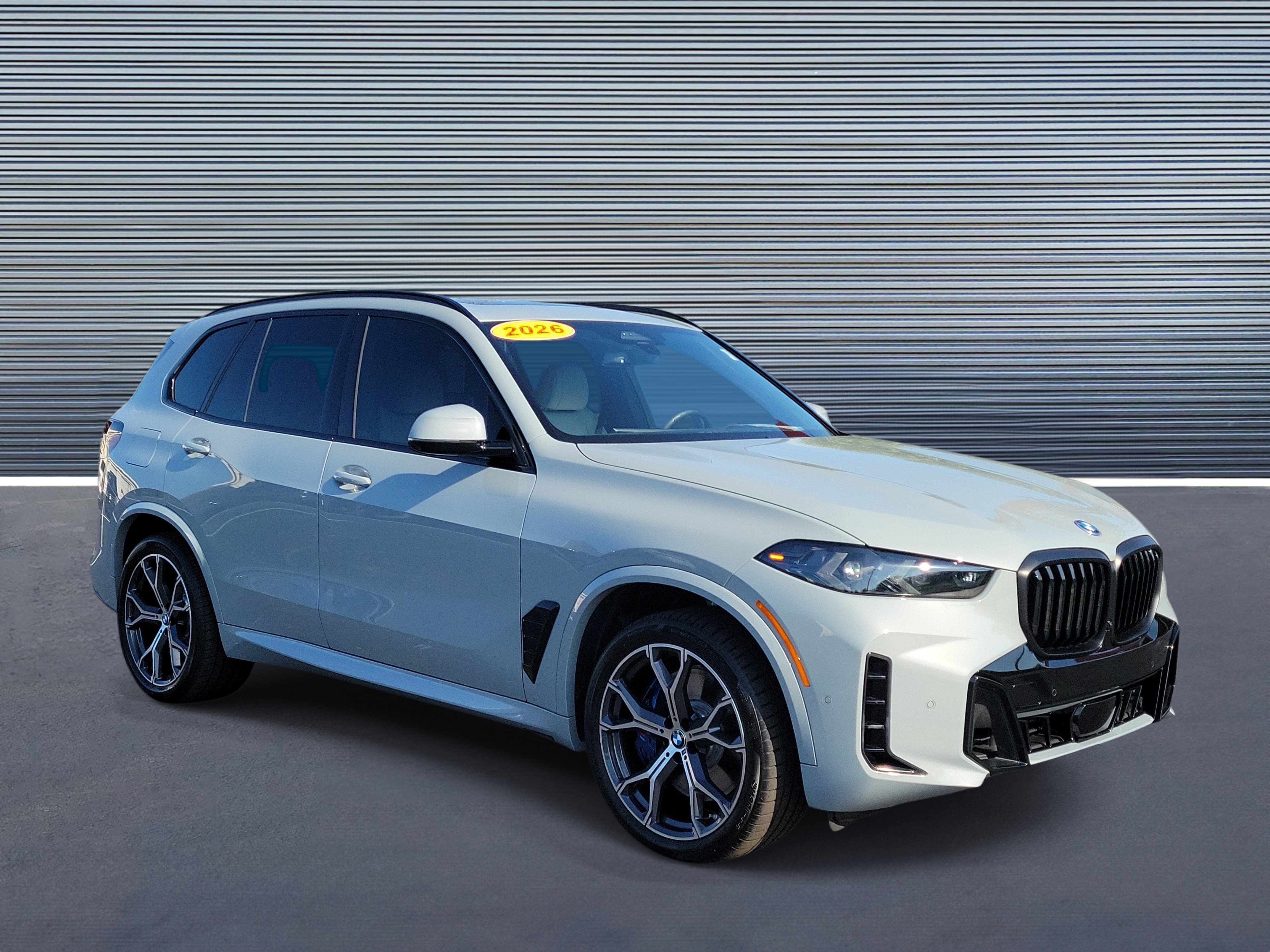 Used 2026 BMW X5 xDrive50e w/ M Sport Package AWD/4WD image 2