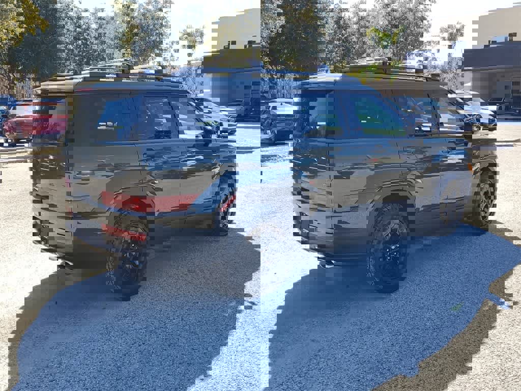 Used 2025 Hyundai Santa Fe XRT image 3