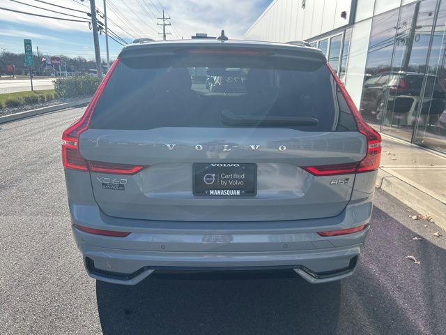 Certified 2025 Volvo XC60 B5 Plus AWD/4WD image 4