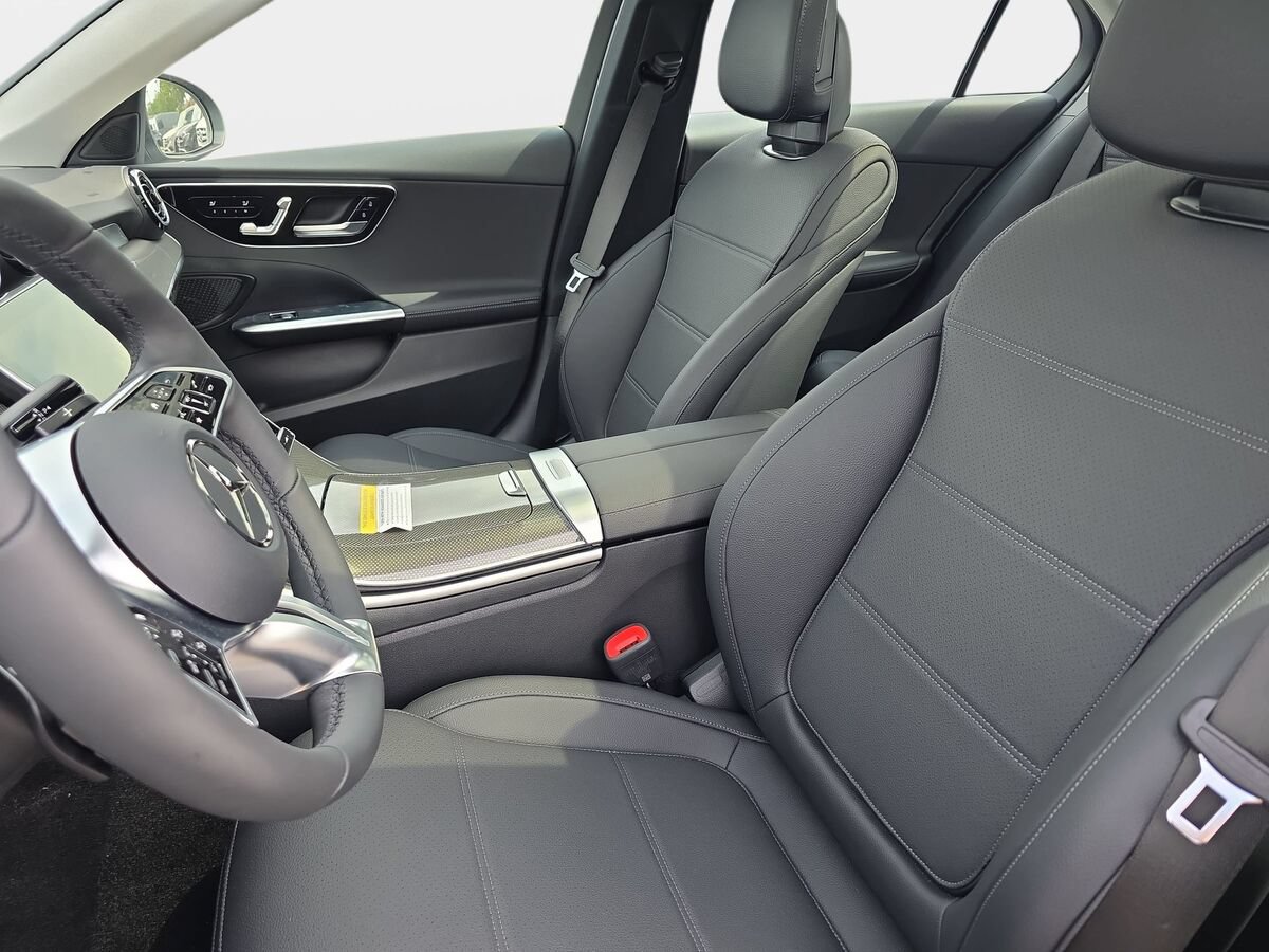 New 2026 Mercedes-Benz C 300 4MATIC Sedan image 15