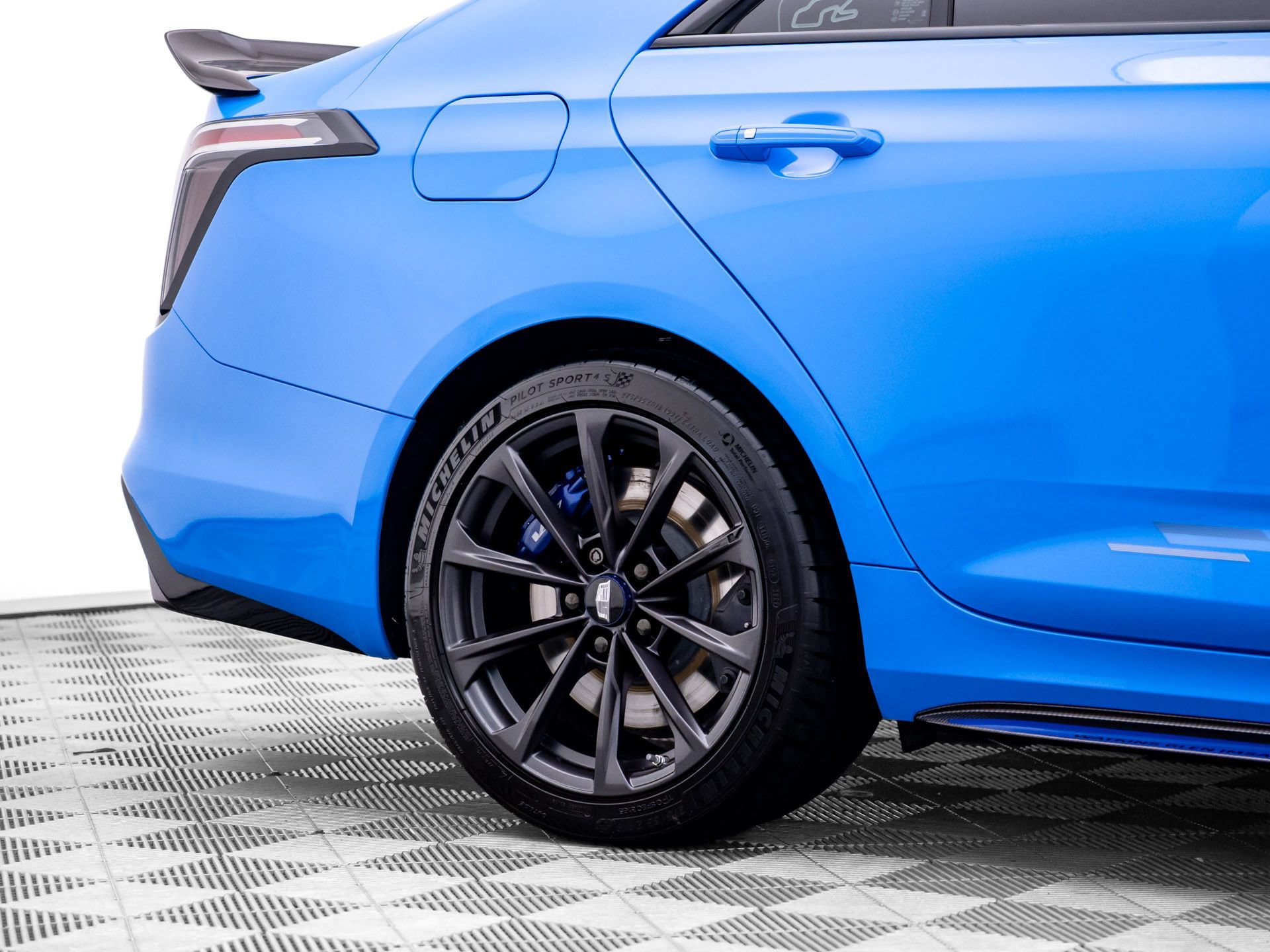 Certified 2023 Cadillac CT4 V Blackwing w/ Watkins Glen IMSA Edition RWD image 39