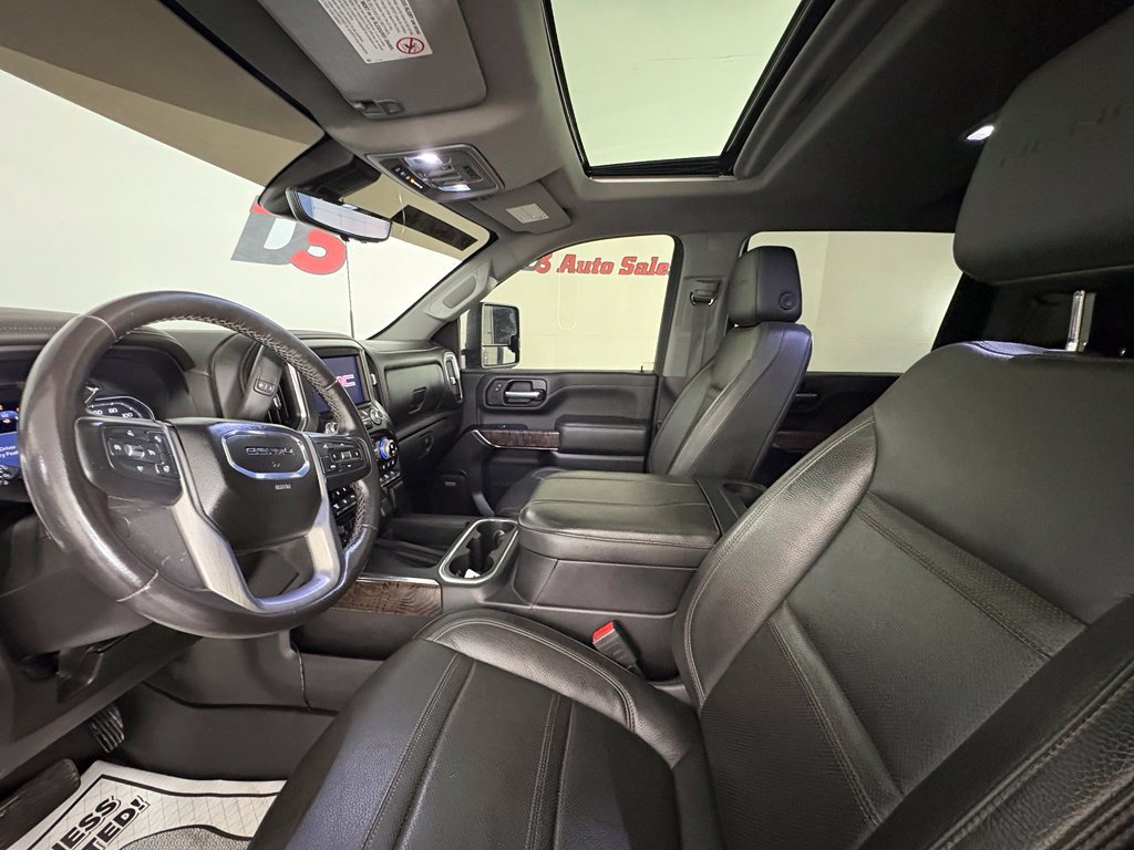 Used 2023 GMC Sierra 2500 Denali w/ Denali Ultimate Package AWD/4WD image 14