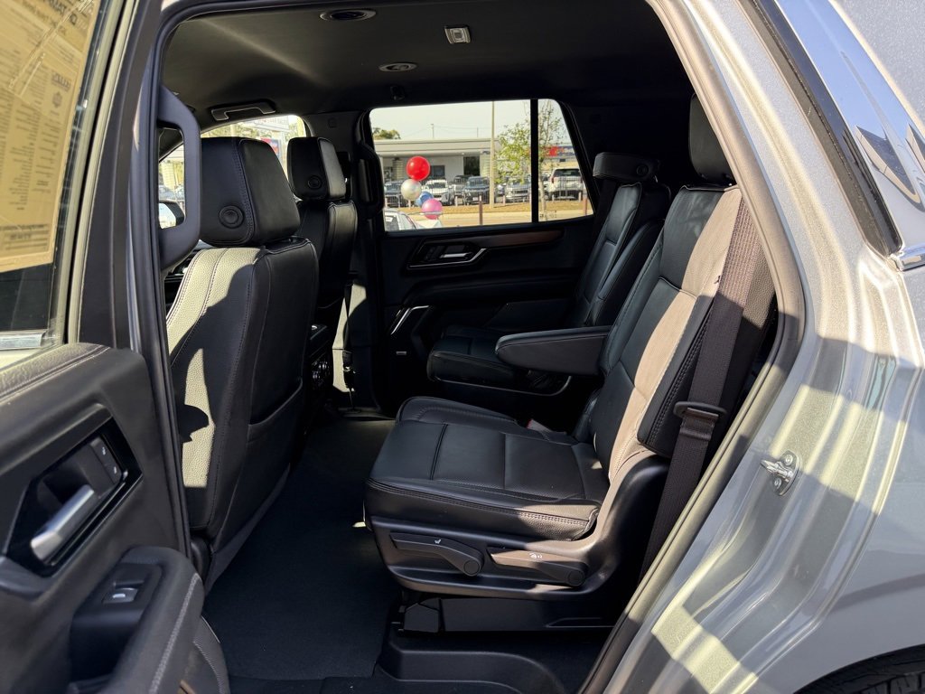 Used 2025 GMC Yukon Denali image 29
