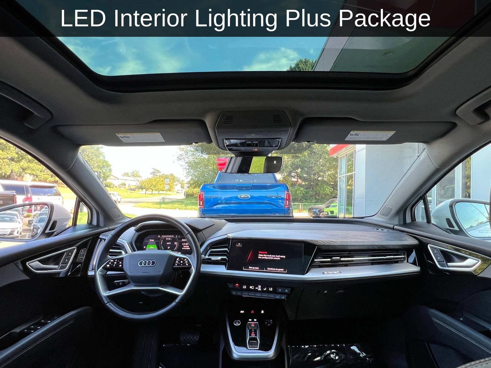 Used 2024 Audi Q4 e-tron Prestige w/ Black Optic Package AWD/4WD image 2
