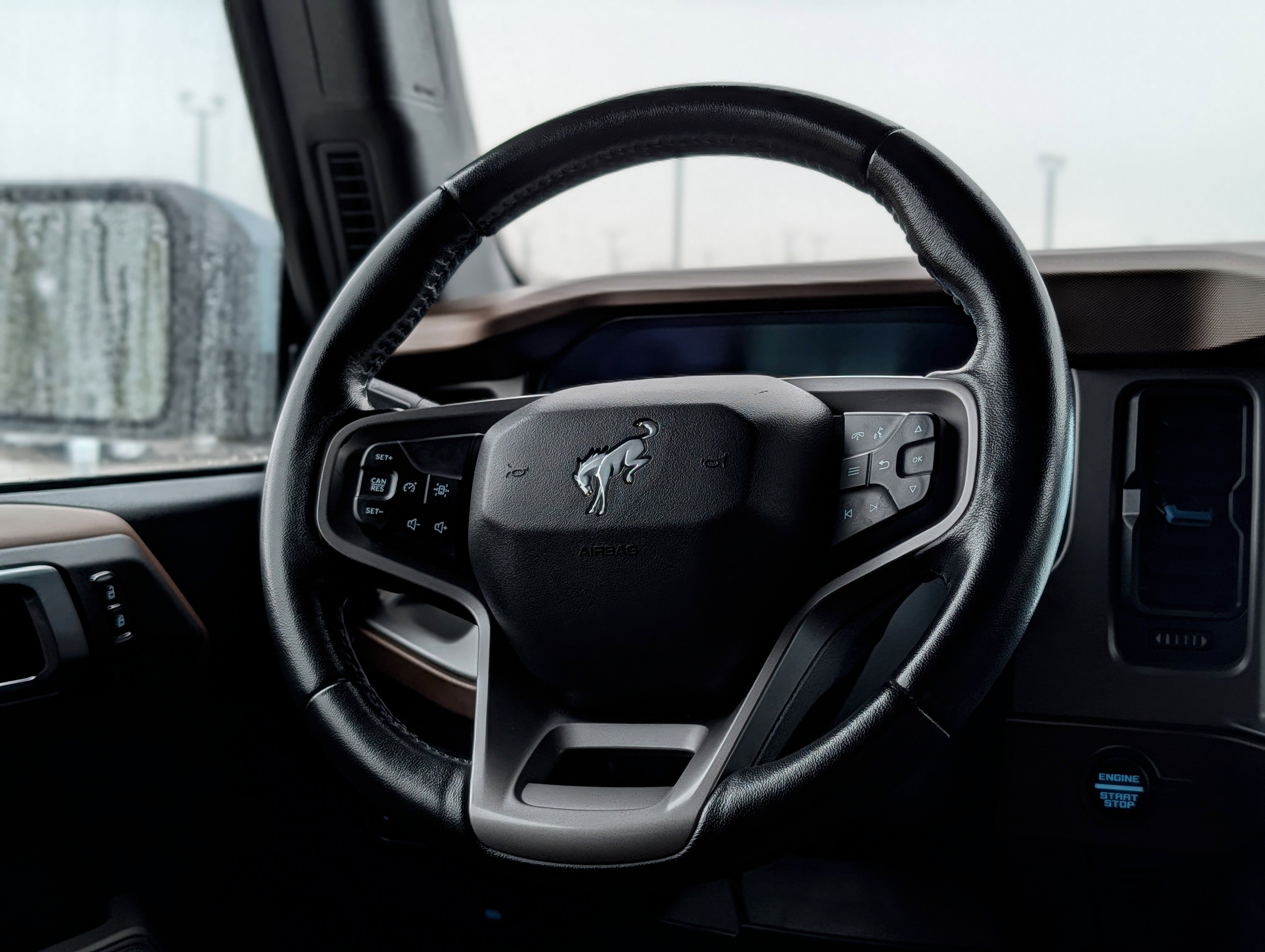 Used 2022 Ford Bronco Outer Banks image 13