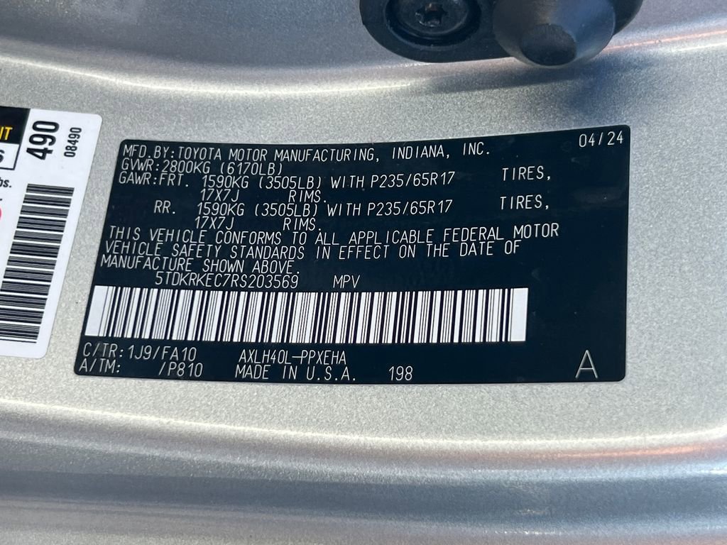 Used 2024 Toyota Sienna LE image 31
