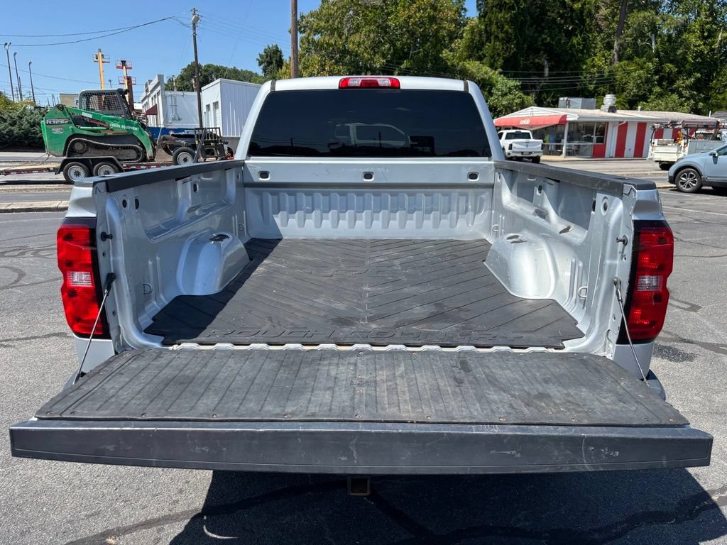Used 2017 Chevrolet Silverado 1500 LT w/ All Star Edition AWD/4WD image 11