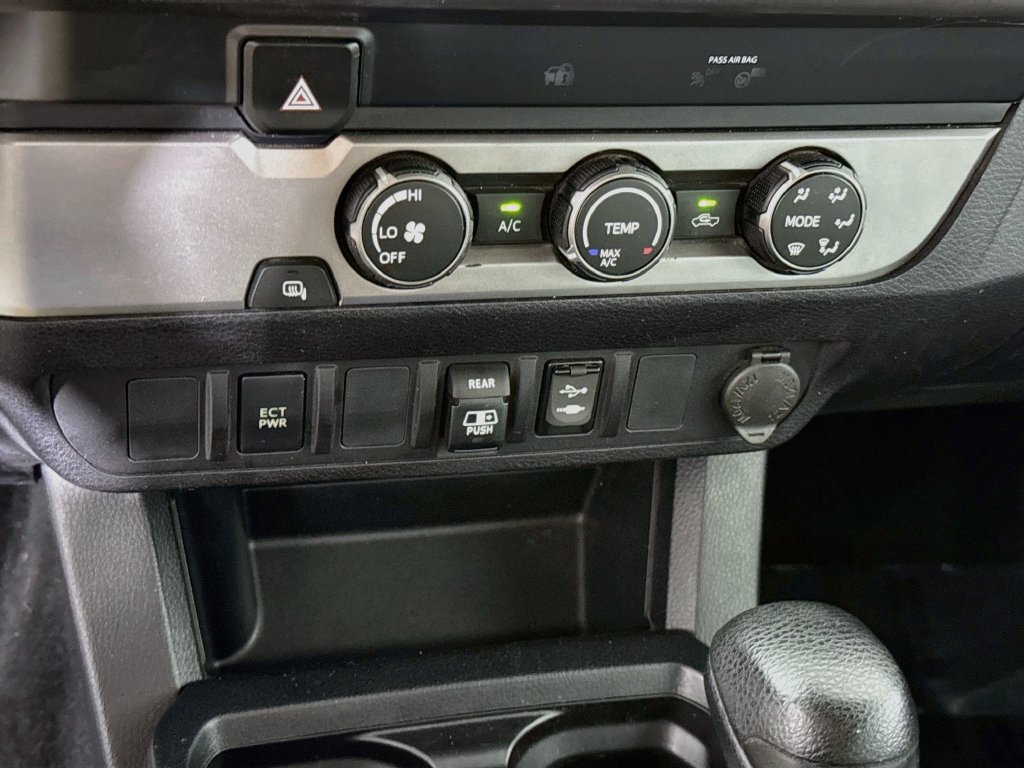 Used 2019 Toyota Tacoma SR5 RWD image 7