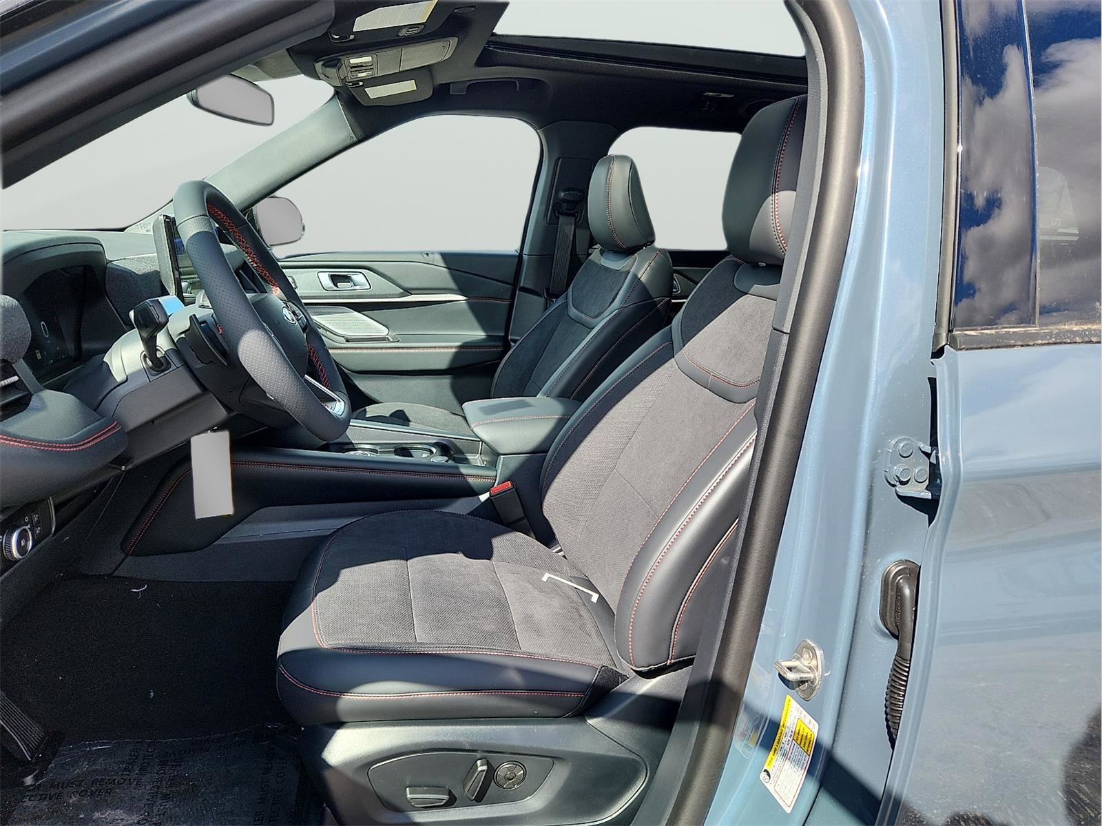 New 2026 Ford Explorer ST w/ Sun And Sound Package image 9