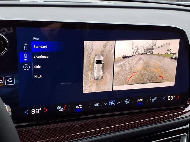 New 2026 Chevrolet Traverse Z71 w/ Driver Confidence Package image 7