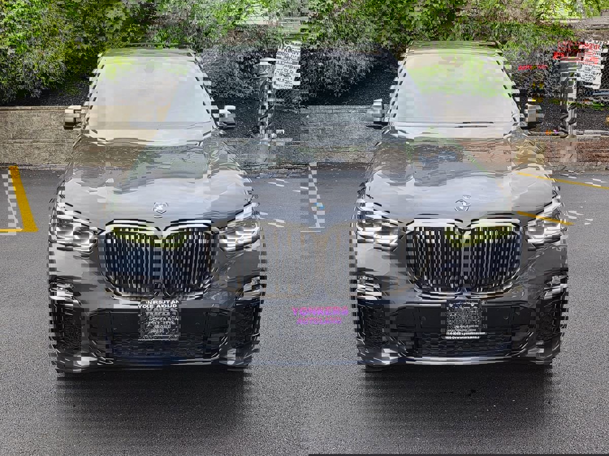 Used 2020 BMW X5 M50i w/ Premium Package image 7