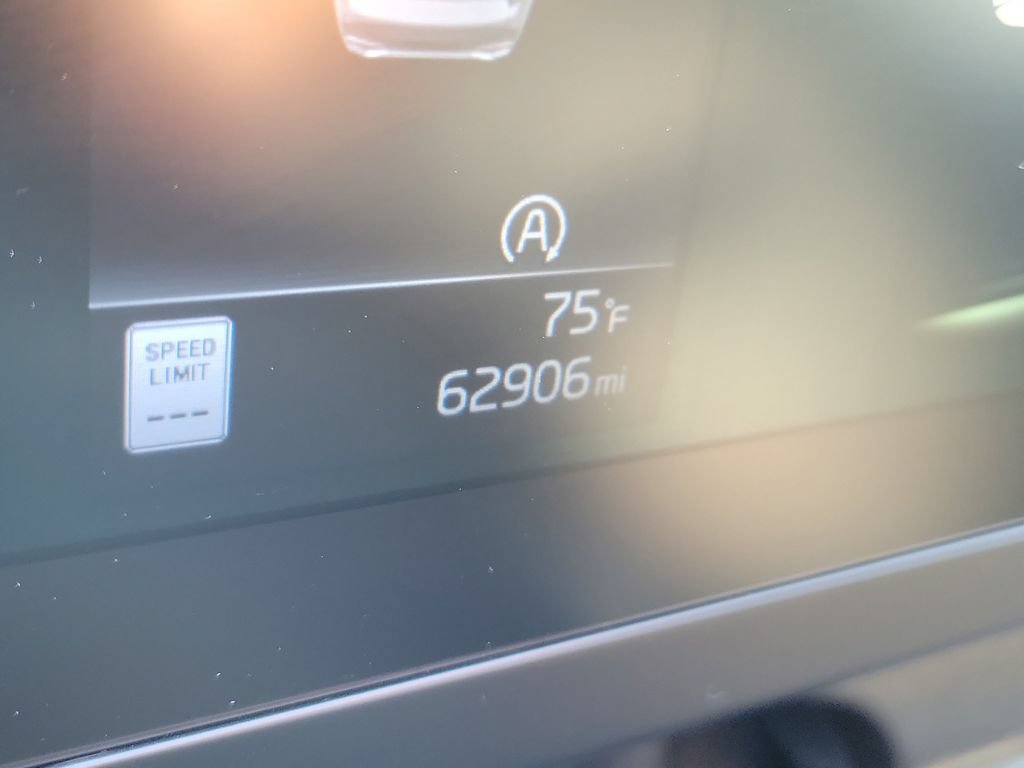 Used 2024 Kia Sportage LX AWD/4WD image 31