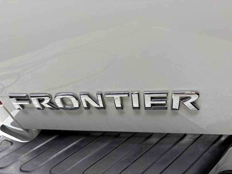 Used 2021 Nissan Frontier S image 12