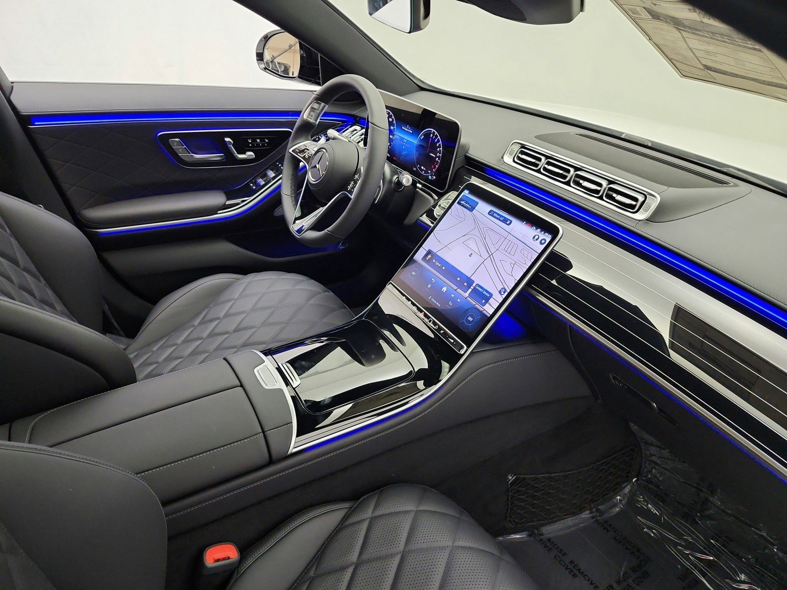 New 2026 Mercedes-Benz S 580e 4MATIC Sedan image 13