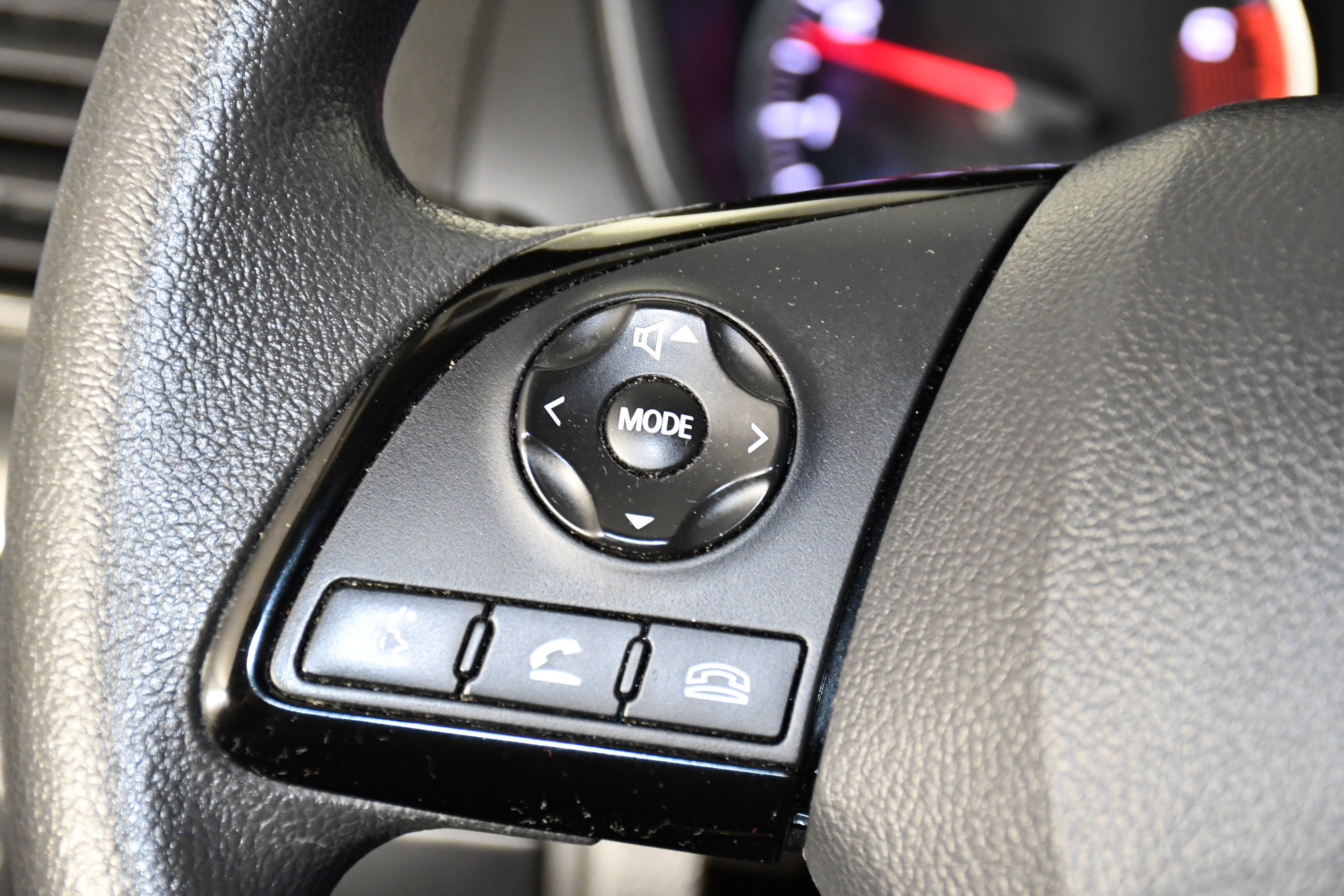 Used 2022 Mitsubishi Eclipse Cross LE image 20