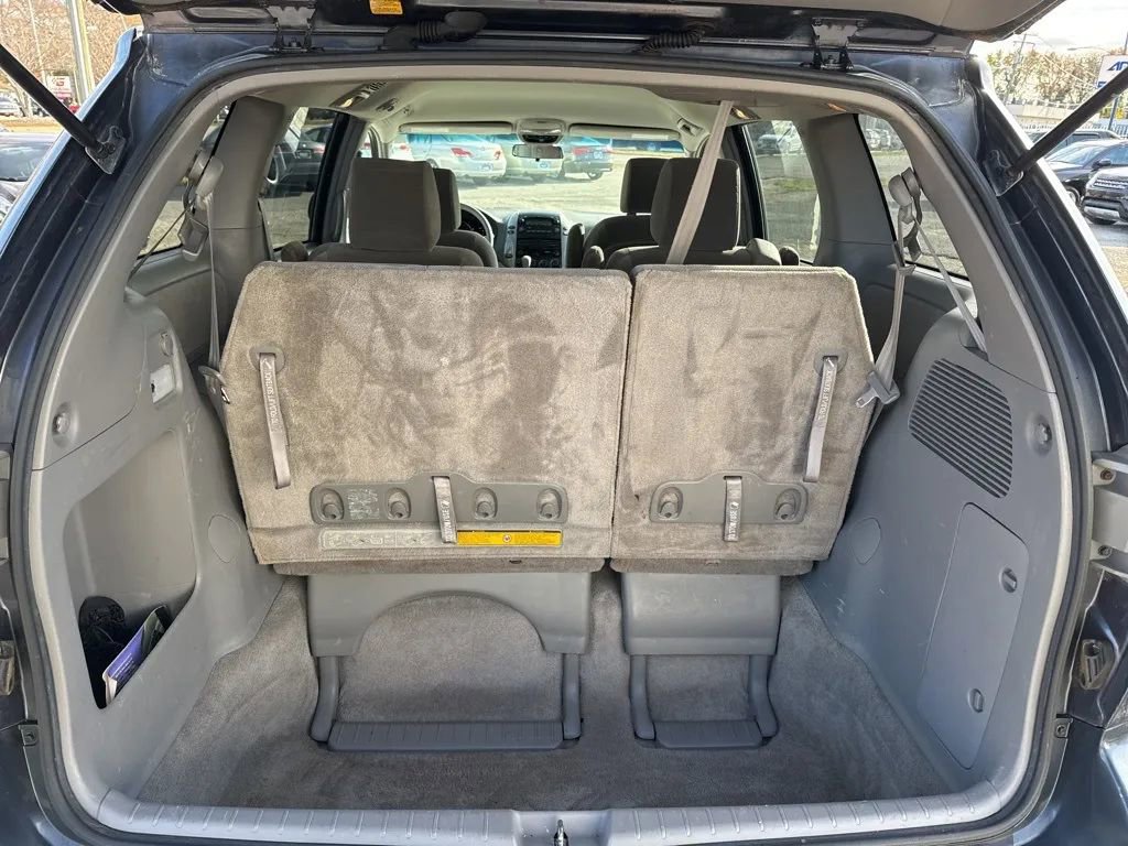 Used 2010 Toyota Sienna LE image 14