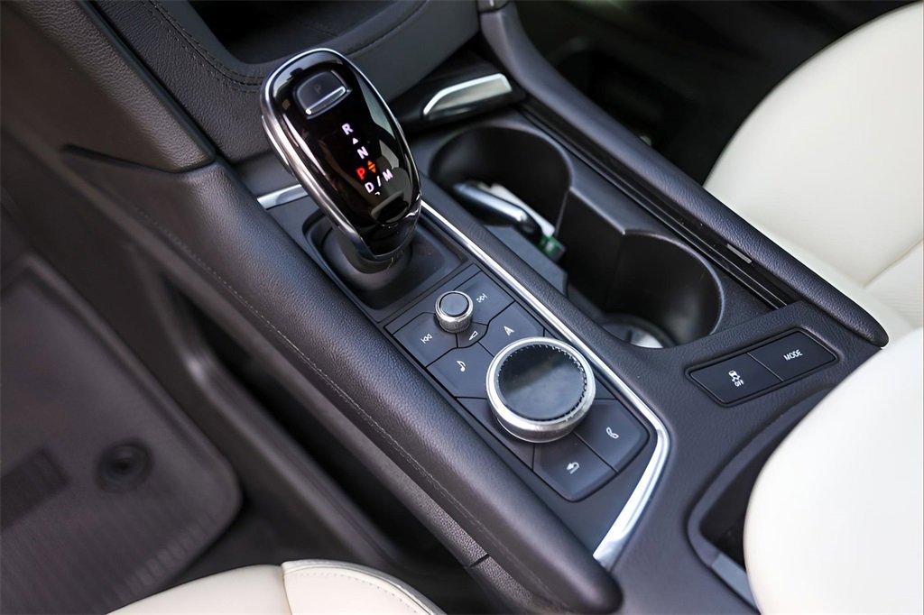 Certified 2023 Cadillac XT6 Sport image 21