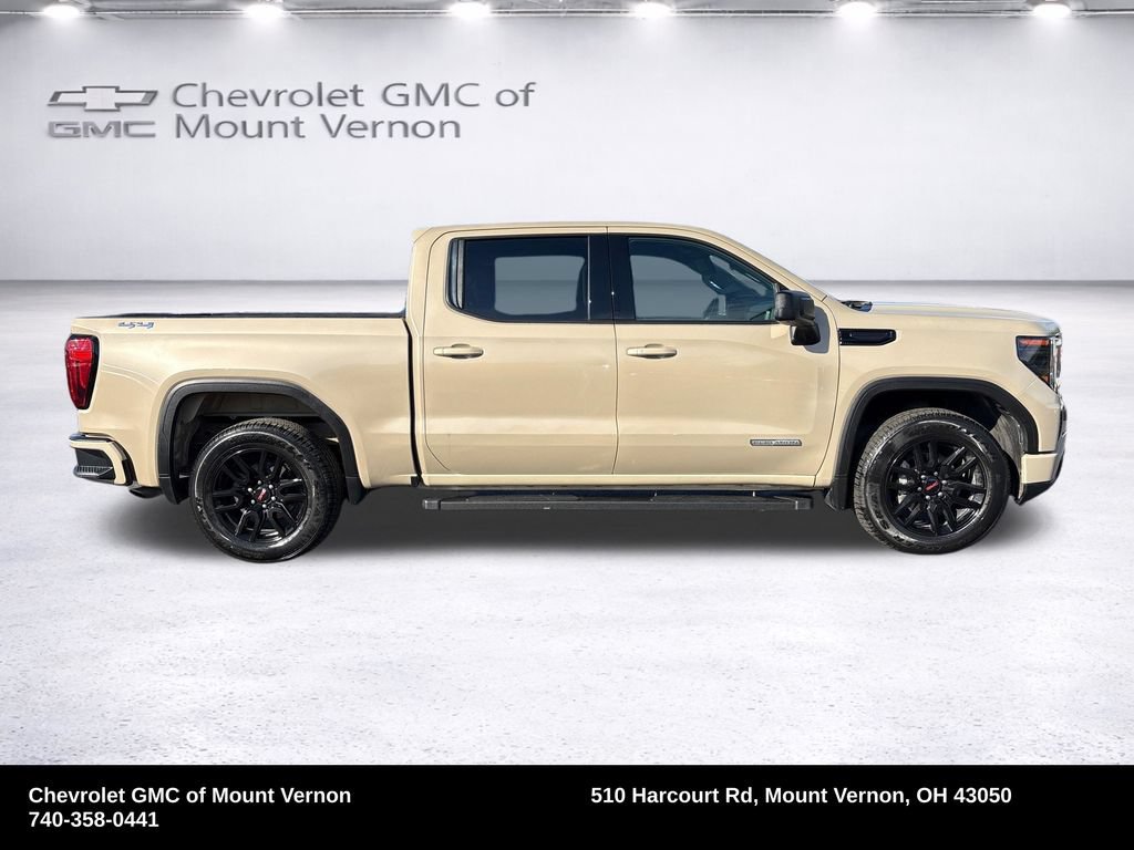 Used 2022 GMC Sierra 1500 Elevation w/ LPO, Elevation Black Package AWD/4WD image 8