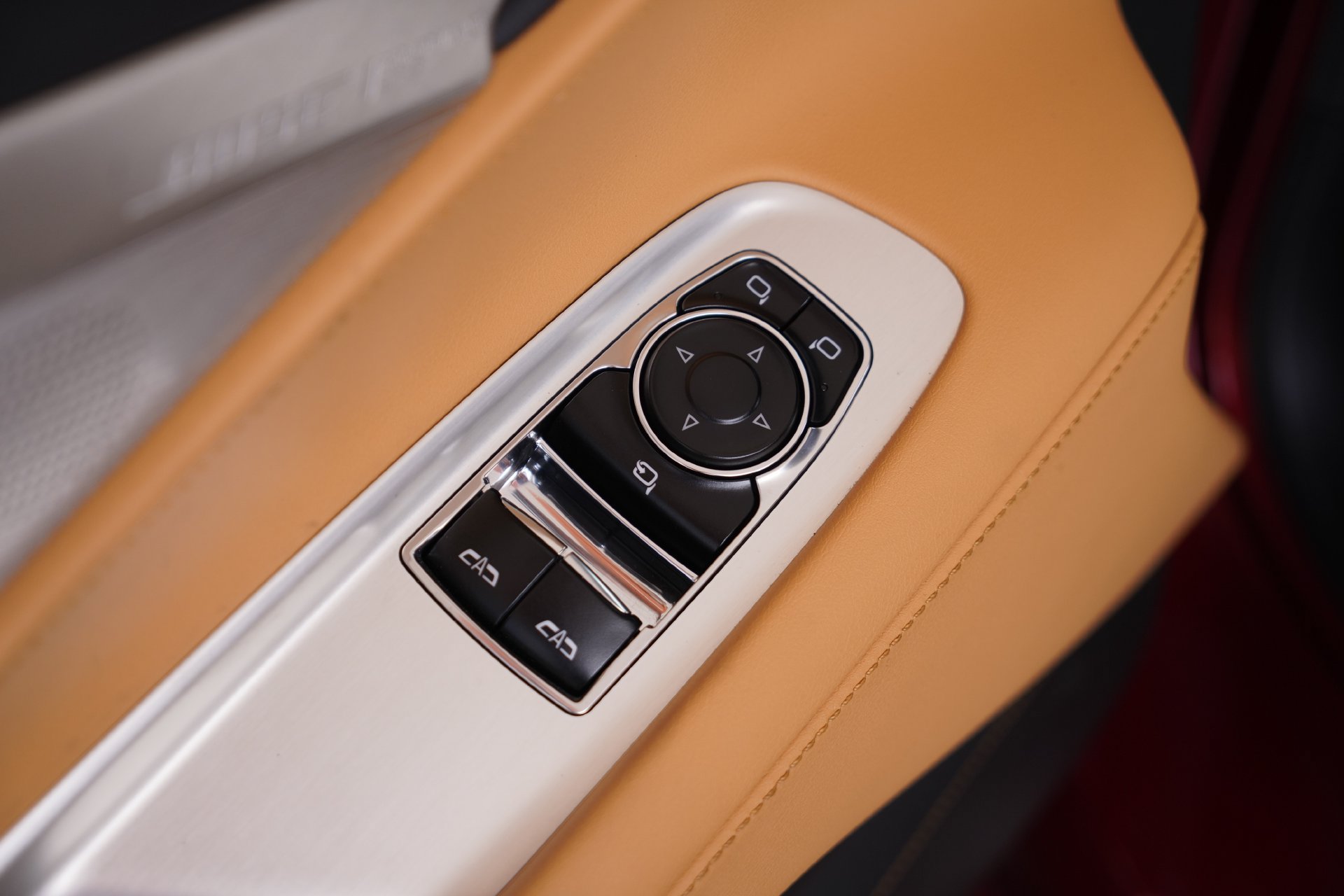 Used 2021 Chevrolet Corvette Stingray Preferred Cpe w/ Engine Appearance Package RWD image 24